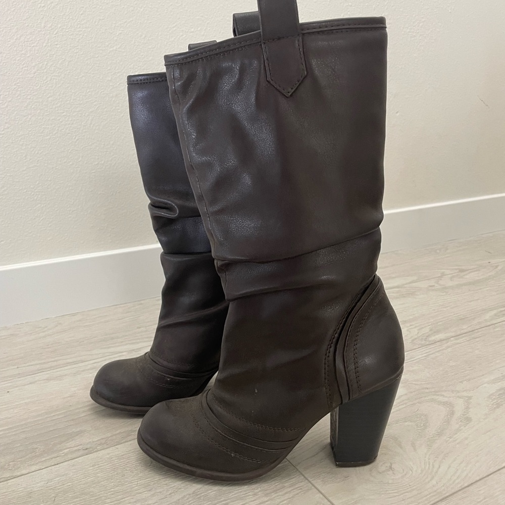 Rocket dog heel boots